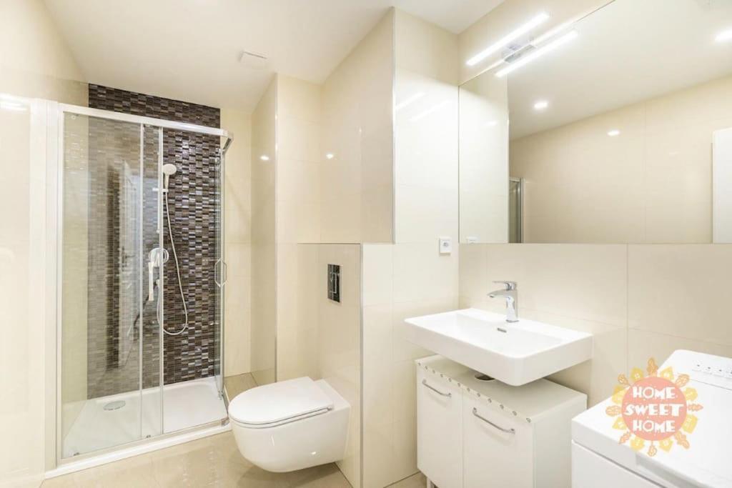 Wenceslas Square Apartment Прага Екстер'єр фото