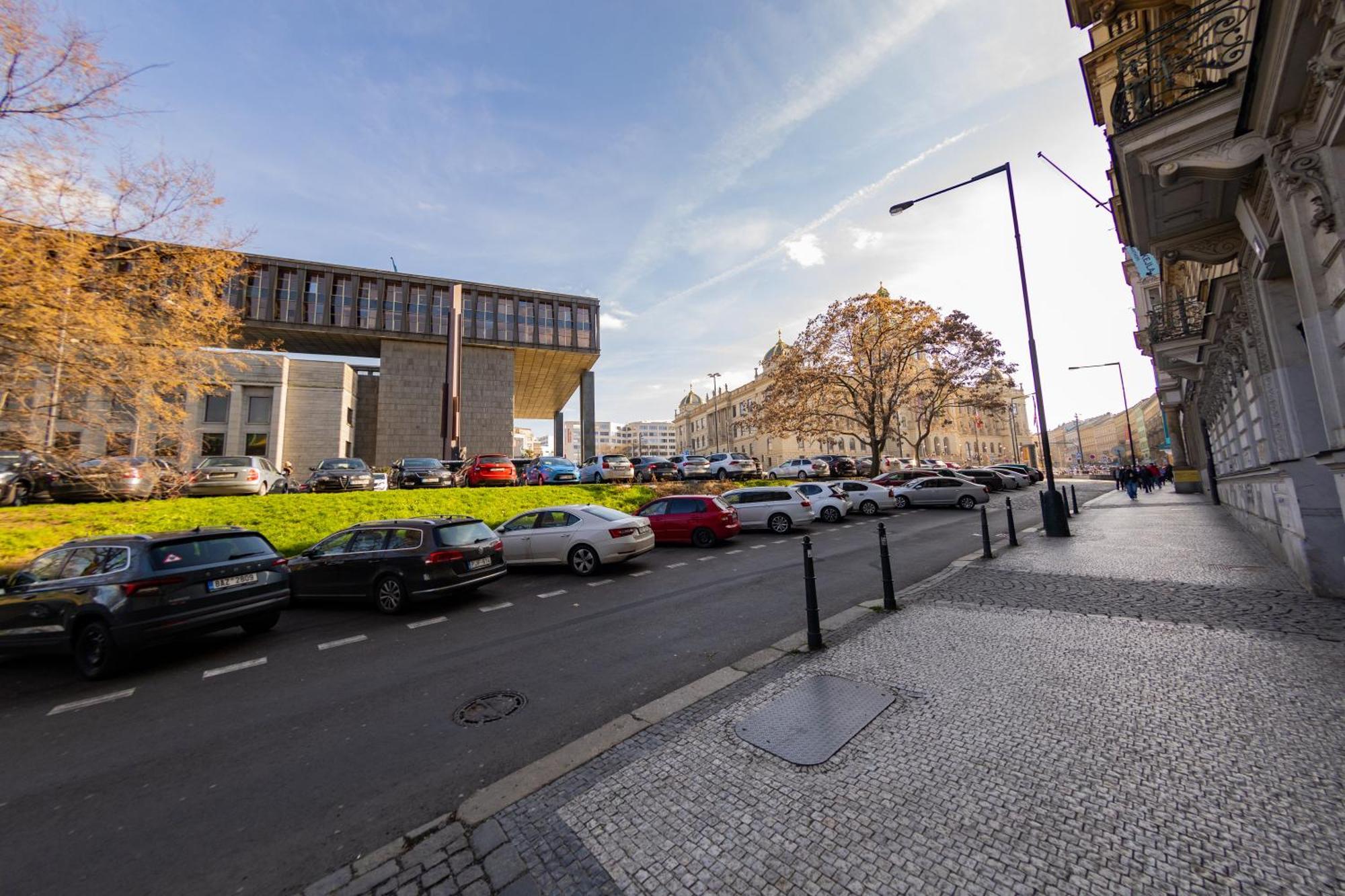 Wenceslas Square Apartment Прага Екстер'єр фото