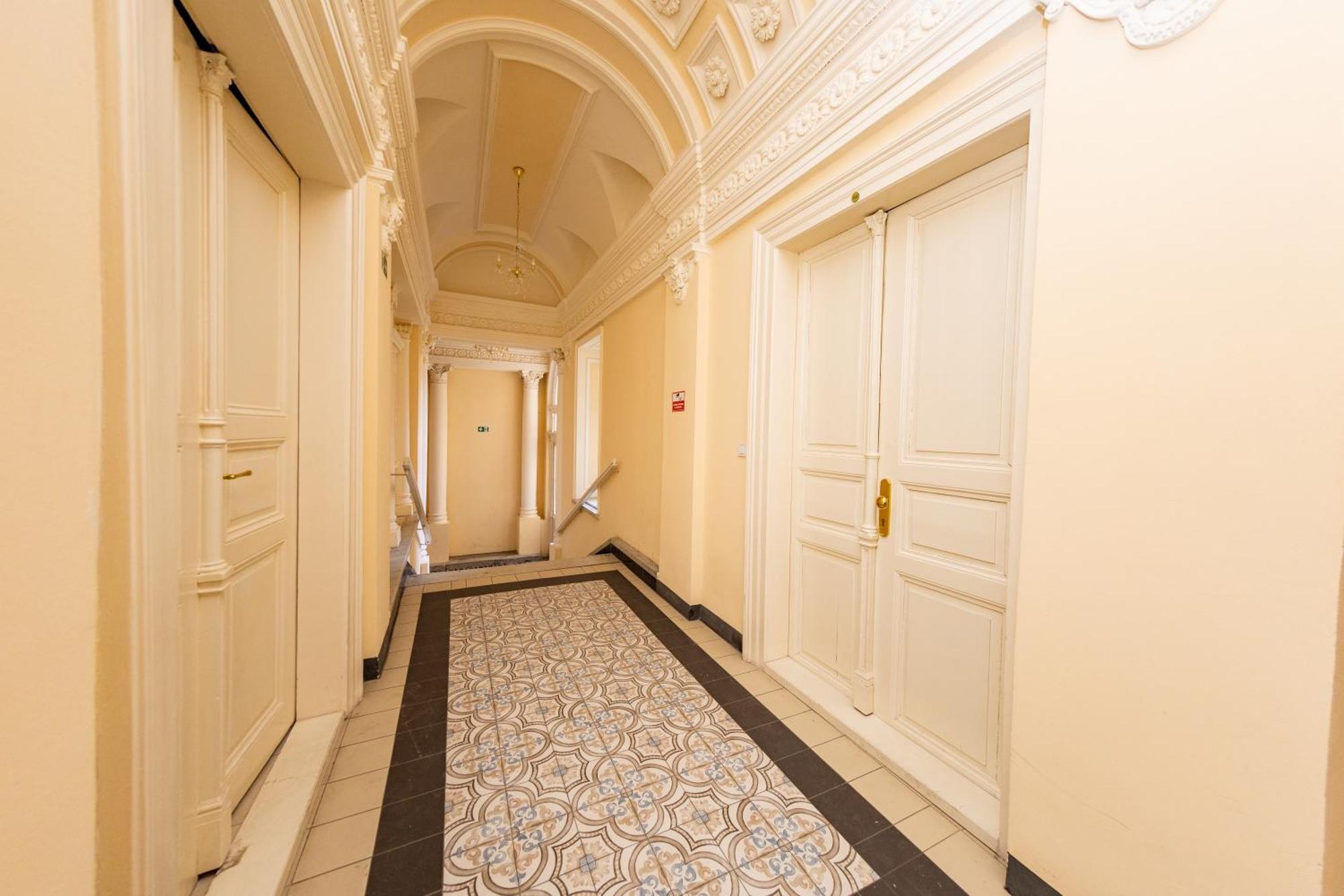 Wenceslas Square Apartment Прага Екстер'єр фото