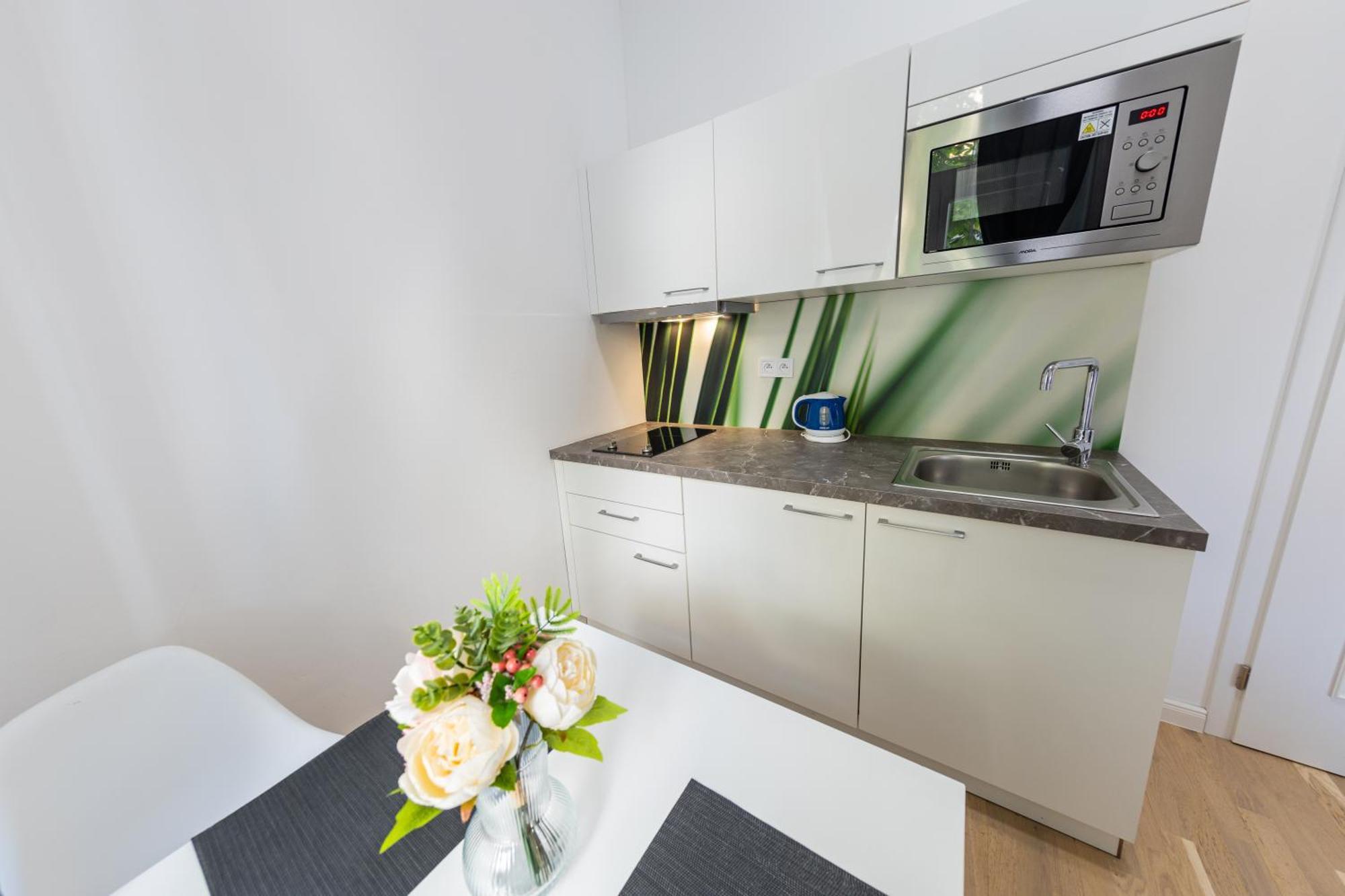 Wenceslas Square Apartment Прага Екстер'єр фото